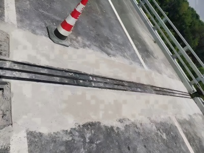 望谟伸缩缝更换后浇筑材料快速结构修补料速砼的产品特点及施工流程​